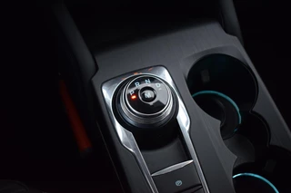Ford Focus Wagon Wagon 1.5 EcoBlue Titanium Business | Automaat | Trekhaak | Apple CarPlay | Climate / 17