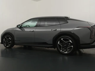 Kia EV4 Fastback GT-PlusLine 81.4 kWh  FULL OPTIONS - *DEMO* - Head-up Display - 360 Camera - Stoelverwarming/ventilatie - Glazen Schuif-/kanteldak - Elektrisch verstelbare voorstoelen - Dodehoekcamera - Fabrieksgarantie tot 2032 Direct leverbaar! / 5