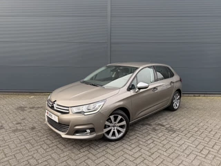 Citroën C4 130pk Feel Collection (Trekhaak - Keyless Entry - Parkeersensoren V+A - 17" - Automatische Airco - Navigatie - Apple Carplay)