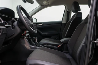 Volkswagen T-Cross 1.0 TSI Style 110PK DSG | Winterpakket | Carplay/Android Auto | Luxe LED / 12