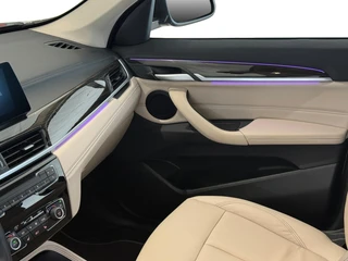 BMW X1 sDrive18i Business Edition Plus | Trekhaak | Leder | Navi | Stoelverwarming | Head-Up Display | Ambient Lighting | NL AUTO | Cruise Control | Climate Control | 12 maanden Bovag garantie | / 13