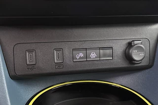 Fiat Grande Panda 1.2 Hybrid ICON  / Carplay / Airco / 2+6 Jaar Garantie / 31