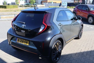Toyota Aygo X LIMITED JBL-AUDIO STOELVERWARMING KEYLESS PARK-SENSOREN 18"LMV APPLE/ANDROID LED CLIMA CAMERA AD-CRUISE NL-AUTO / 8