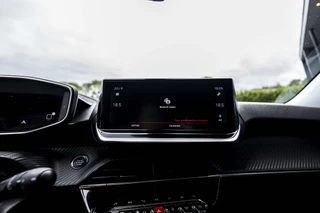 Peugeot 2008 1.2 PureTech Allure Pack  | Camera | Trekhaak | LED / 29