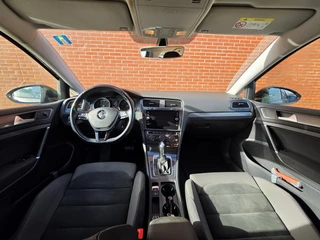 Volkswagen Golf 1.5 TSI Comfort Line Business | Automaat | Massagestoel | Adaptieve Cruise | Navigatie | Parkeersensoren | Bluetooth | Climate Control / 10