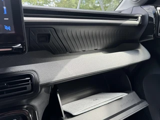 Citroen C3 1.2 Turbo 100pk Max | Apple Carplay/Android Auto | Achteruit rijcamera | Voorstoelen verwarmd | lichtmetalen velgen 17" | elektrische ramen voor / 30