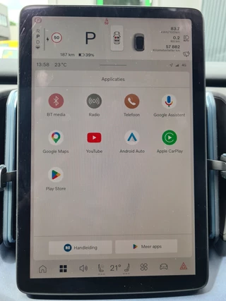 Volvo EX30 Single Motor Extended Range Ultra 69 kWh|Harman/Kardon|panodak / 13