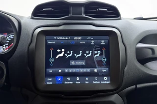 Jeep Renegade 1.3T-e Freedom Automaat | Navigatie | Trekhaak | Camera | Dakrails | Extra getint glas | Lichtmetalen velgen | Parkeerassistent / 27
