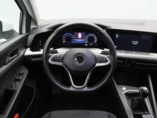 Volkswagen Golf 1.0 TSi 115 Pk Life | Adaptive cruise | Climatronic | Navigatie | CarPlay | 16 Inch | 83.232 Km !! / 33