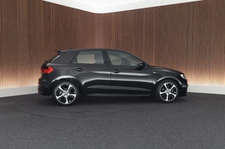 Audi A1 Sportback 30 TFSI 110pk S-Tronic S edition Sonos Keyless Stoelverwarming ACC LED Climate Control Carplay 2x S-Line / 11