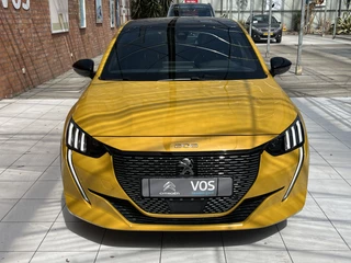 Peugeot 208 PureTech 100 GT  | Panoramadak | Keyless | Adaptive Cruise Control | Stoelverwarming | / 32