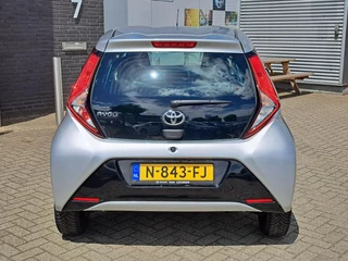 Toyota Aygo PLAY AIRCO CAMERA APPLE/ANDROID AUDIO-STUURWIELBED. BLUETOOTH LED-DAGRIJ / 6