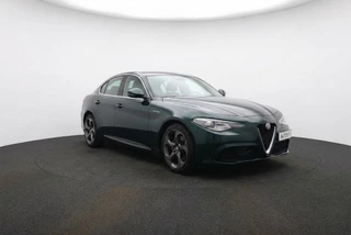 Alfa Romeo Giulia 2.0 Super 200PK Leder l Carplay l Camera l Winterpakket | Memory / 6