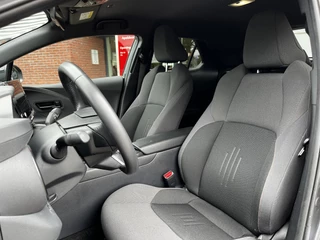 Toyota C-HR 1.8 Hybrid 140 Dynamic APPLE/ANDROID STUUR/STOELVERWARMING NAVI PARK-SENSOREN CAMERA CLIMA KEYLESS LM-VELGEN / 7