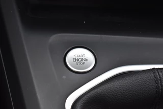 Volkswagen Golf Variant 1.0 TSI Life Business BSM | Navigatie | Stuur/Stoelverwarming | Sfeerverlichting | 12 mnd BOVAG garantie | Whatsapp 06-53188999 / 18