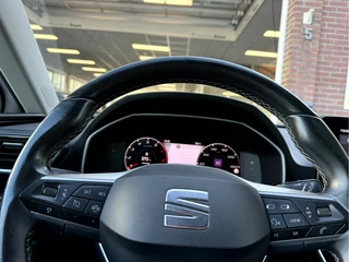 SEAT Leon Sportstourer 1.0 TSI Style Business Intense  Camera, Trekhaak, Virt.Dash / 12