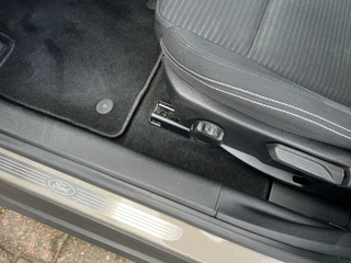 Ford Focus 1.0 EcoBoost Titanium Business  | Keyless | Cruise | Trekhaak | Camera | Stoel/Stuurverw. | B&O | / 14