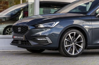 SEAT Leon Sportstourer 1.4 TSI eHybrid PHEV FR  | SOH 97% | Trekhaak | ACC | NL auto / 16