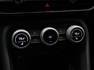 Škoda Kodiaq 1.5 TSi 204 Pk Automaat PHEV Tour Edition | Trekhaak | Stoelverwarming | Adaptive Cruise | Navigatie | Carplay | 18 Inch | 27.263 Km !! / 29