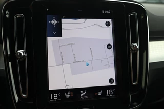 Volvo XC40 T4 Recharge Plus Bright | Stoelverwarming | Trekhaak | 360° Camera | H/K | Keyless / 43
