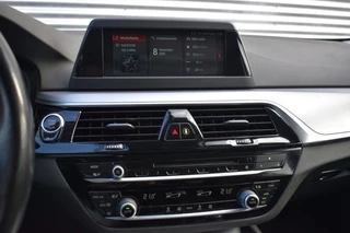 BMW 5 Series TOURING 530I AUT. 252PK EXECUTIVE El. A-KLEP / PDC V+A / 18 LM. VELGEN / 25