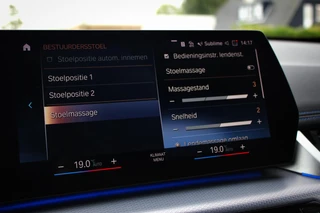 BMW iX1 xDrive30 67 kWh // 99,2% SoH | M-Sport | Panoramadak | Harman Kardon | HUD | 360 CAM | Massage| Elek. + Memory | Sfeerverlichting / 27