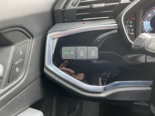 Audi Q3 35 TFSI 150 pk S Line AUT . | zwart optiek | 20'' lichtmetalen velgen | adaptieve cruise | sportstoelen | apple carplay | led kopl. / 25