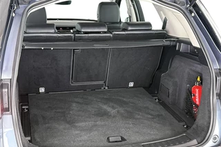 Land Rover Discovery Sport P300e 1.5 S / 11