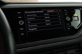 Volkswagen Polo 1.0 TSI 95pk 2x R-Line Climate Control ACC Camera Stoelverwarming Keyless Navigatie / 20