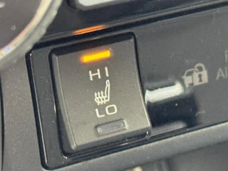Toyota RAV4 2.5 Hybrid AWD DYNAMIC 1650KG TREKGEW STOELVERW PARK-SENSOREN NAVI CAMERA APPLE/ANDROID LM-VELGEN / 27