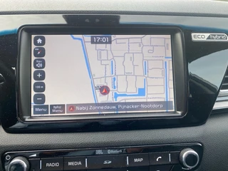 Kia Niro 1.6 GDi Hybrid ExecutiveLine | Dodehoekdetectie | Lederen bekleding | Stoelverwarming en ventilatie | 18 inch  LM-velgen | Elektr. stoel | Parkeercamera | / 19