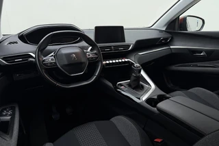 Peugeot 3008 1.2 PureTech Blue Lease Executive Camera l Climate Control l Cruise Control l Apple Carplay & Android Auto l PDC voor en achter l Bluetooth l Lichtmetalen Velgen l Afneembare Trekhaak / 18