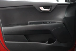 Kia Stonic 1.0 T-GDi DynamicLine  - Trekhaak - Airco - Cruise control - / 44