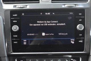 Volkswagen Golf 1.5 TSI COMFORTLINE BUSINESS ADAP. CRUISE / CARPLAY / 32