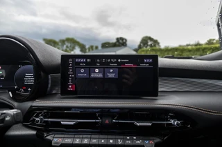 Alfa Romeo Tonale 1.5T Hybrid Veloce  | Elek. achterklep | Leder | NL auto / 33