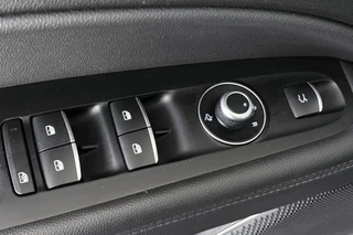 Alfa Romeo Stelvio 2.0 T AWD Veloce Ti 280PK Pano Leder Stuur-Stoelverwarming Keyless Memory / 33