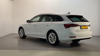 Škoda Octavia Combi 1.0 e-TSI DSG Business Edition Plus Camera Navigatie Adaptive Cruise DAB+ / 7