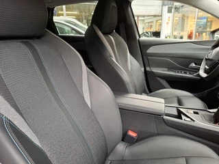 Peugeot 308 SW 130 Allure Nav/Clim/Cam/LMV / 23