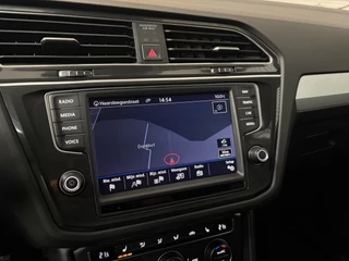 Volkswagen Tiguan 1.4 TSI PDC V+A/CARPLAY/NAVI/CRUISE/TREKHAAK/HEAD-UP/ENZ / 17