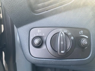 FORD C-Max 1.0 EcoBoost 100pk Ambiente / 22