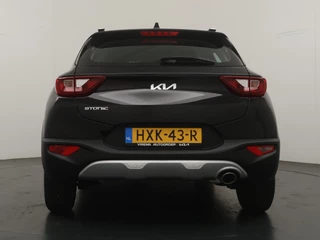 Kia Stonic 1.0 T-GDi MHEV DynamicLine  - Apple Carplay/Android Auto - Achteruitrijcamera - Cruise Control - Fabrieksgarantie t/m 07-2032 / 7