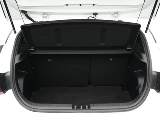 Hyundai i20 1.2 N Line Navigatie | Private lease 409,- p.m. | / 17