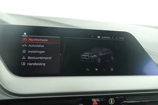 BMW 1 Serie 116d High Executive  5 Deurs hb, Navigatie, Climate / 28