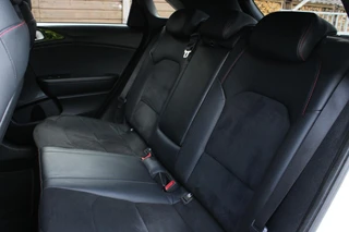Kia Ceed 1.6 T-GDi GT Memory | JBL | Stuur/Stoelverwarming / 17
