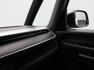 Volkswagen ID. Buzz GTX 4MOTION 79 kWh & 340 Pk | Trekhaak | Carplay | Cruise | Schuifdeuren L+R | Elektrische Stoelen | 20 Inch | Full LED  | 17.801 Km!! / 32