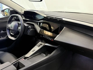 Peugeot 408 1.6 HYbrid Allure 180 EAT8  Navigatie Full-led Adaptive-Cruise / 7