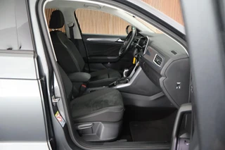 Volkswagen T-Roc 1.5 TSI 150pk DSG Style Trekhaak Camera Stoelverwarming Massage Virtual Cockpit Navigatie / 14