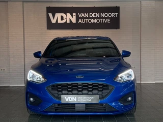 Ford Focus 1.0 EcoBoost ST Line Business Trekhaak Navi ACC Smartlink 17'' / 5