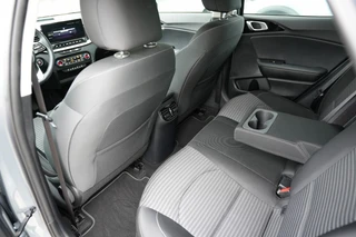 Kia XCeed 1.6 GDI PHEV DYNAMIC Carplay, Stoelverwarming , Navi, Plugin / 14