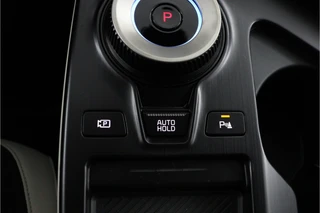 Kia EV6 GT-Line Business Edition 84 kWh  LED Matrix - Stoel-/Stuurverwarming - Elektr.bedienbare achterklep - Achteruitrijcamera - Fabrieksgarantie t/m 2033 / 63